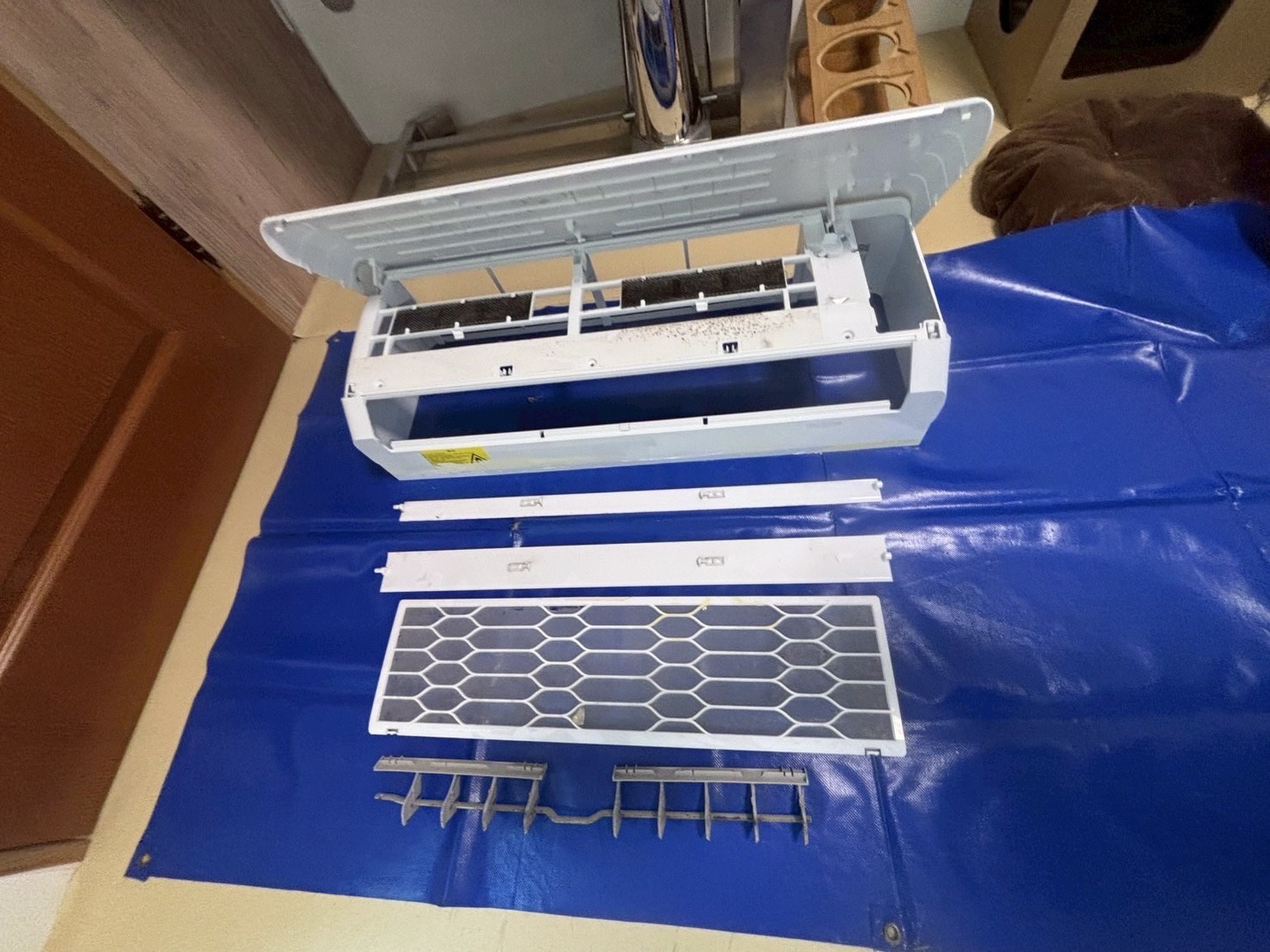 台中西區好牙動物醫院 分離式冷氣清洗