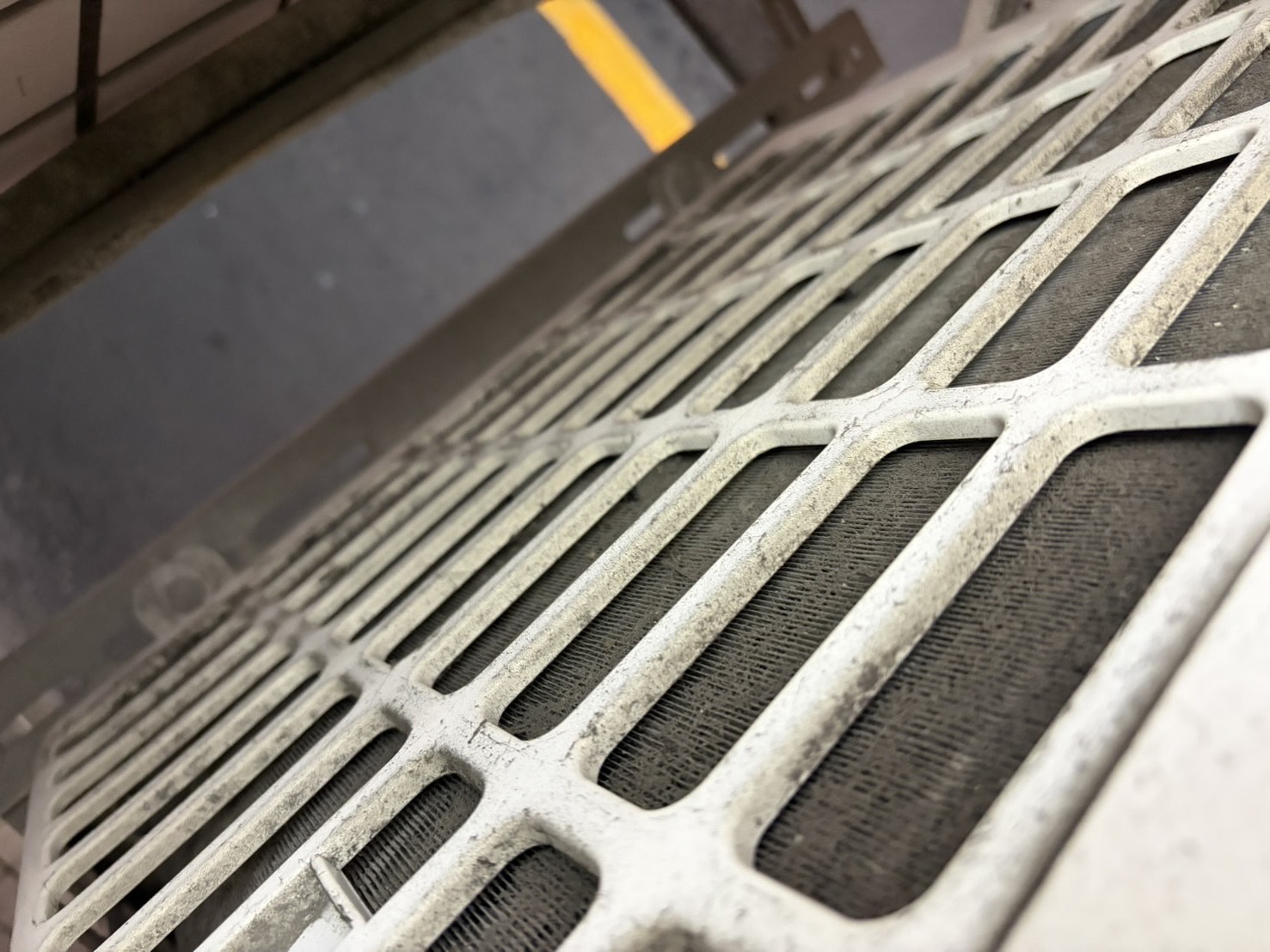 台中西屯不二家 分離式冷氣清洗