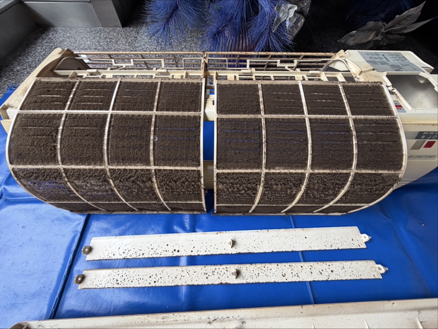 台中西屯不二家 分離式冷氣清洗
