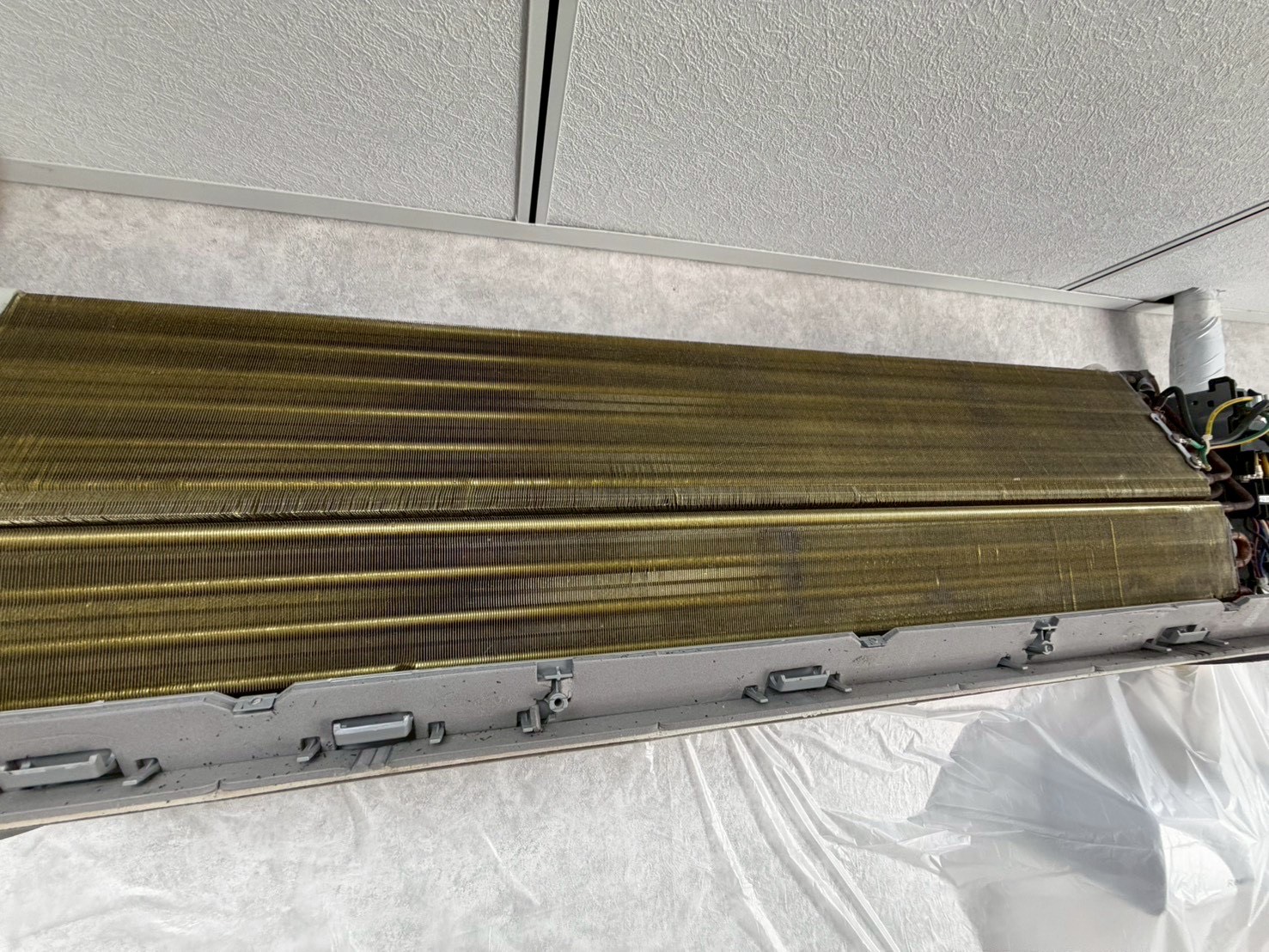 台中豐原理髮店 分離式冷氣清洗